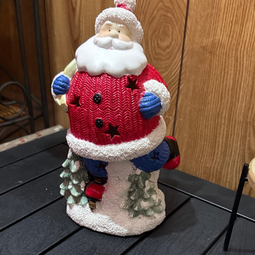 Jolly Santa Claus Holiday Decor NightLight THE  LIGHT NOT INCLUDED